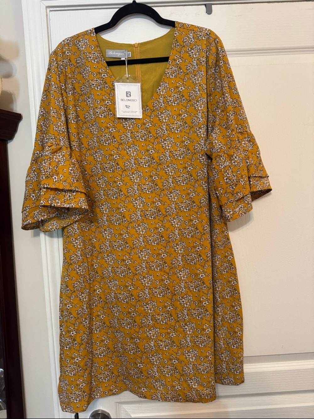 Belongscoi Mustard Floral Ruffle-Sleeve Mini Dress